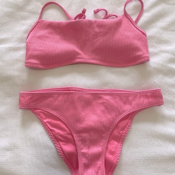 Hollister Other - Hollister Swim Pink Bikini Set 2 piece straight cut ribbed fabric